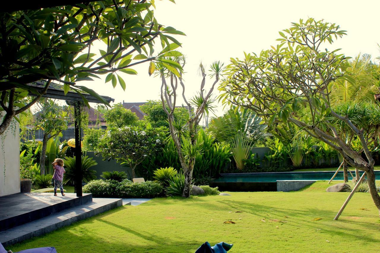 Holiday Beautiful Villa 4 Bedroom Garden View Canggu Exterior foto